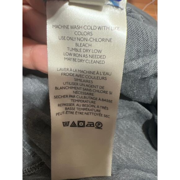 We The Free On My Mind Womens V-Neck Long Sleeve Loose Top Black Size L NWT - Picture 7 of 12